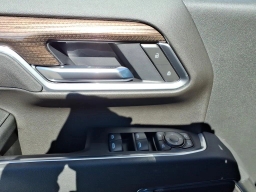 Chevrolet Silverado 2500HD LT 4WD Crew Cab 159" 2026