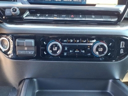 Chevrolet Silverado 2500HD LT 4WD Crew Cab 159" 2026