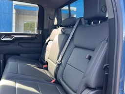 Chevrolet Silverado 2500HD LT 4WD Crew Cab 159" 2026