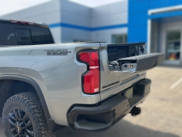 Chevrolet Silverado 2500HD LTZ 4WD Crew Cab 159" 2026