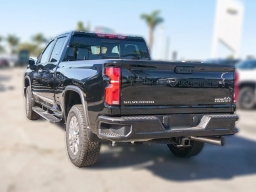 Chevrolet Silverado 2500HD High Country 4WD Crew Cab 159" 2026