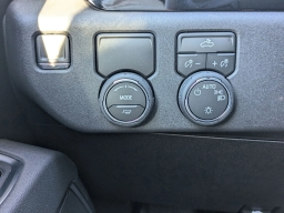 Chevrolet Silverado 1500 LT 2WD Crew Cab 157" 2026