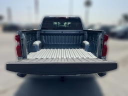 Chevrolet Silverado 1500 LT 2WD Crew Cab 157" 2026