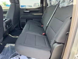 Chevrolet Silverado 1500 LT 2WD Crew Cab 157" 2026