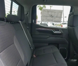 Chevrolet Silverado 1500 LT 4WD Crew Cab 157" 2026