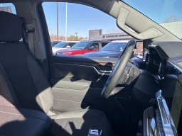 Chevrolet Silverado 1500 LT 4WD Crew Cab 147" 2025