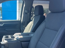 Chevrolet Silverado 1500 LT 4WD Crew Cab 157" 2026