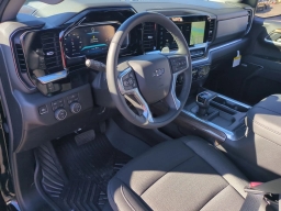 Chevrolet Silverado 1500 4WD Crew Cab 147" RST 2026