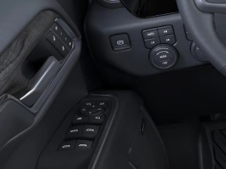 Chevrolet Silverado 1500 LTZ 4WD Crew Cab 157" 2026