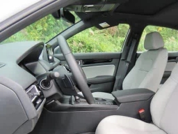 Honda Civic Sedan Hybrid Sport Touring CVT 2025