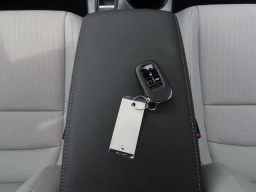 Honda Civic Sedan Hybrid Sport Touring CVT 2025