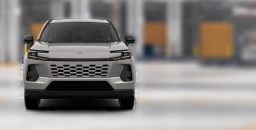 Toyota RAV4 XLE Premium AWD (Natl) 2026