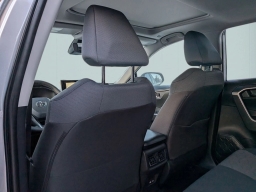 Toyota RAV4 XLE AWD (Natl) 2025