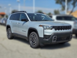 Jeep Cherokee Laredo 4x4 2026