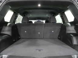 Jeep Cherokee Laredo 4x4 2026