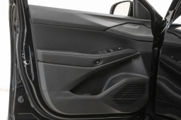 Jeep Cherokee Laredo 4x4 2026