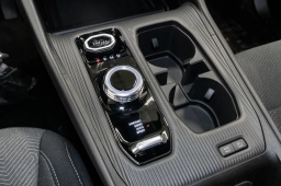 Jeep Cherokee Laredo 4x4 2026