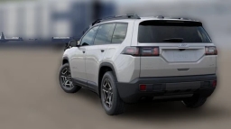 Jeep Cherokee Laredo 4x4 2026