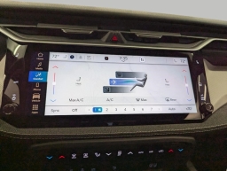 Jeep Cherokee Laredo 4x4 2026