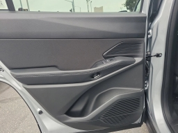 Jeep Cherokee Laredo 4x4 2026