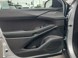 Jeep Cherokee Laredo 4x4 2026