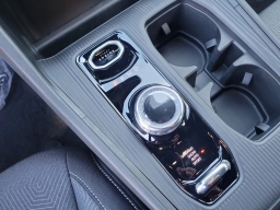 Jeep Cherokee Laredo 4x4 2026