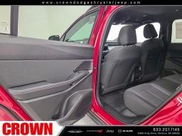 Jeep Cherokee Laredo 4x4 2026