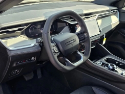 Jeep Cherokee Laredo 4x4 2026