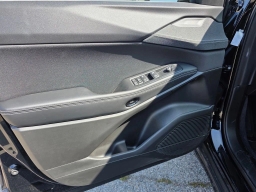 Jeep Cherokee Laredo 4x4 2026