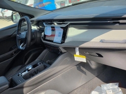 Jeep Cherokee Laredo 4x4 2026