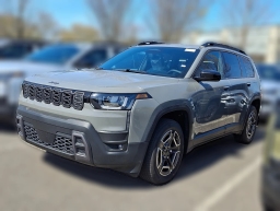 Jeep Cherokee Laredo 4x4 2026