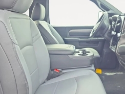 Ram 3500 Tradesman 4x4 Reg Cab 8' Box 2025