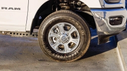 Ram 3500 Big Horn 4x4 Crew Cab 6'4" Box 2026