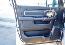 Ram 3500 Big Horn 4x4 Crew Cab 6'4" Box 2026