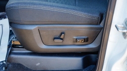 Ram 3500 Big Horn 4x4 Crew Cab 6'4" Box 2026