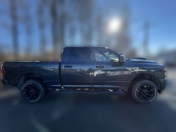 Ram 3500 Big Horn 4x4 Crew Cab 6'4" Box 2026