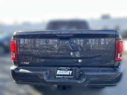 Ram 3500 Big Horn 4x4 Crew Cab 6'4" Box 2026