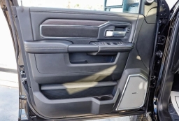 Ram 3500 Laramie 4x4 Crew Cab 6'4" Box 2026