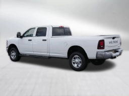 Ram 3500 Tradesman 4x4 Crew Cab 8' Box 2026