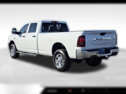 Ram 3500 Tradesman 4x4 Crew Cab 8' Box 2026