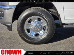 Ram 3500 Tradesman 4x4 Crew Cab 8' Box 2026