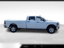 Ram 3500 Tradesman 4x4 Crew Cab 8' Box 2026