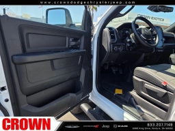 Ram 3500 Tradesman 4x4 Crew Cab 8' Box 2026
