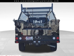 Ram 3500 Tradesman 4x4 Crew Cab 8' Box 2026