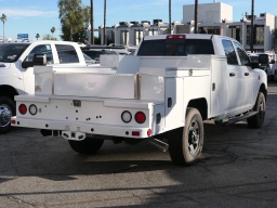 Ram 3500 Tradesman 4x4 Crew Cab 8' Box 2026