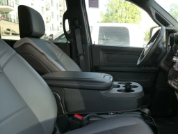 Ram 3500 Tradesman 4x4 Crew Cab 8' Box 2026