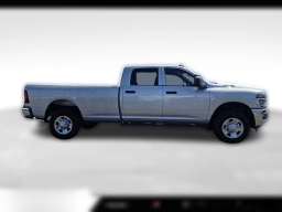 Ram 3500 Tradesman 4x4 Crew Cab 8' Box 2026