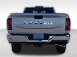 Ram 3500 Tradesman 4x4 Crew Cab 8' Box 2026