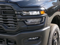 Ram 3500 Tradesman 4x4 Crew Cab 8' Box 2026