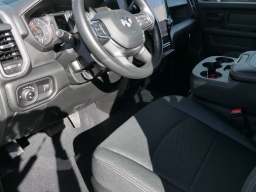 Ram 3500 Tradesman 4x4 Crew Cab 8' Box 2026